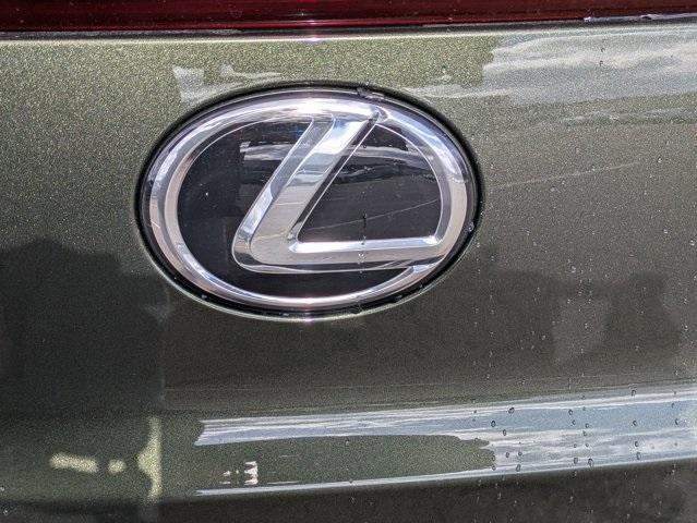 Photo of 2025 Green Lexus UX 300h