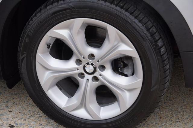 Photo of 2012 Silver BMW X5