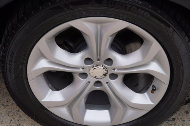 Photo of 2012 Silver BMW X5