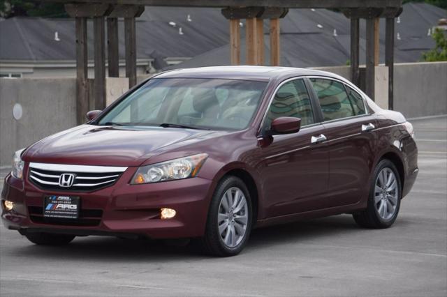 Photo of 2011 MAROON Honda Accord