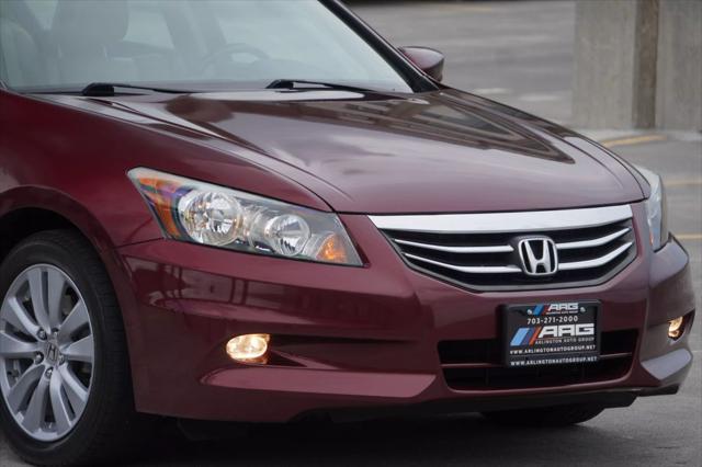 Photo of 2011 MAROON Honda Accord