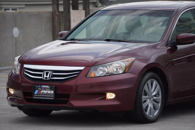 Photo of 2011 MAROON Honda Accord