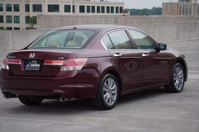 Photo of 2011 MAROON Honda Accord