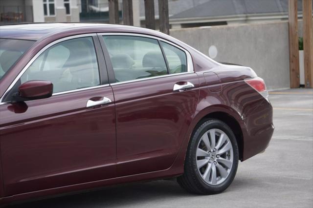 Photo of 2011 MAROON Honda Accord