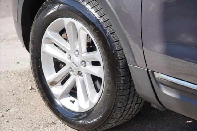 Photo of 2013 Gray Ford Explorer