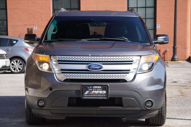 Photo of 2013 Gray Ford Explorer