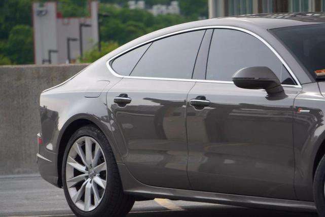 Photo of 2016 Brown Audi A7