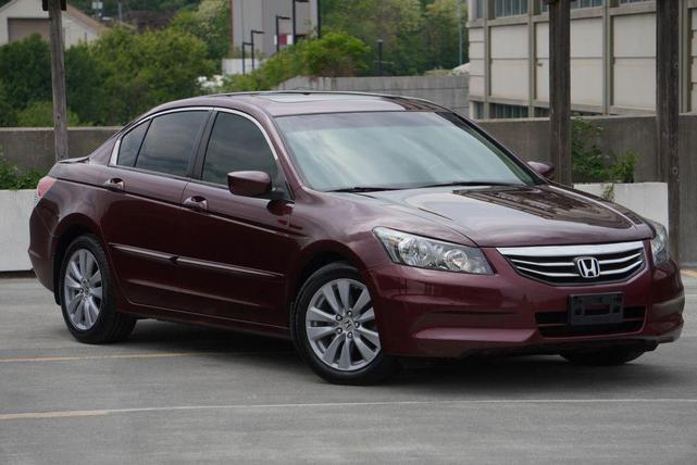 Photo of 2011 Burgundy Honda Accord