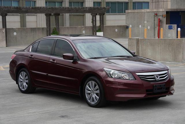 Photo of 2011 Burgundy Honda Accord