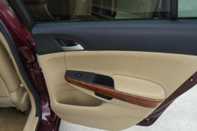 Photo of 2011 Burgundy Honda Accord