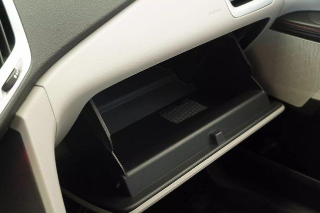 Photo of 2015 Silver GMC Terrain