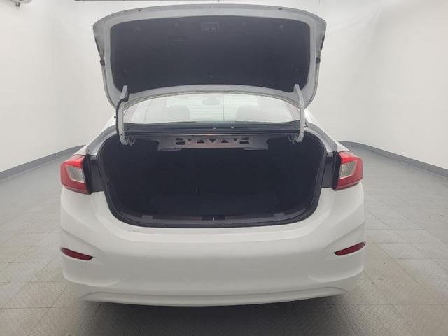 Photo of 2018 Summit White Chevrolet Cruze