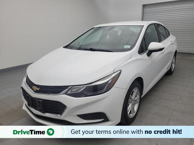 Photo of 2018 Summit White Chevrolet Cruze