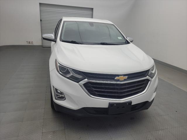 Photo of 2018 Summit White Chevrolet Equinox