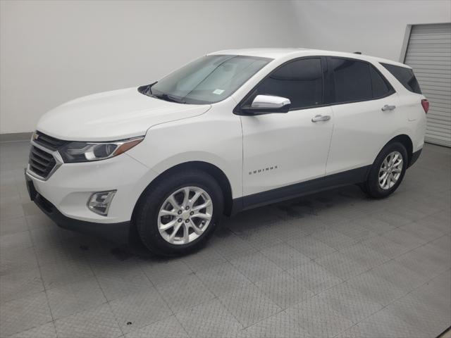 Photo of 2018 Summit White Chevrolet Equinox