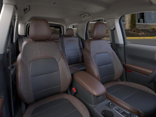 Photo of 2025 Oxford White Ford Bronco Sport
