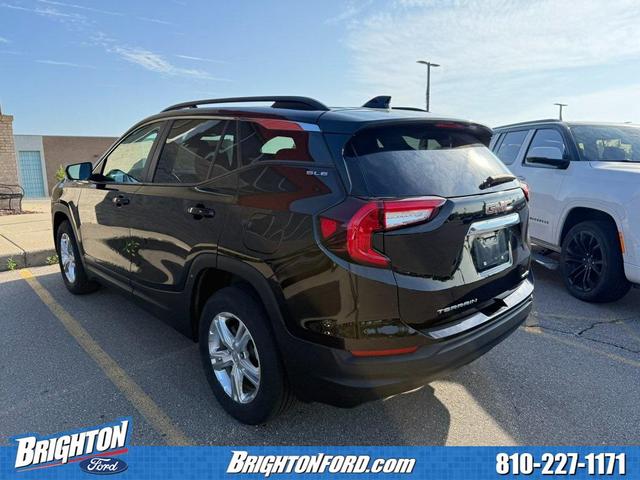 Photo of 2022 Ebony Twilight Metallic GMC Terrain