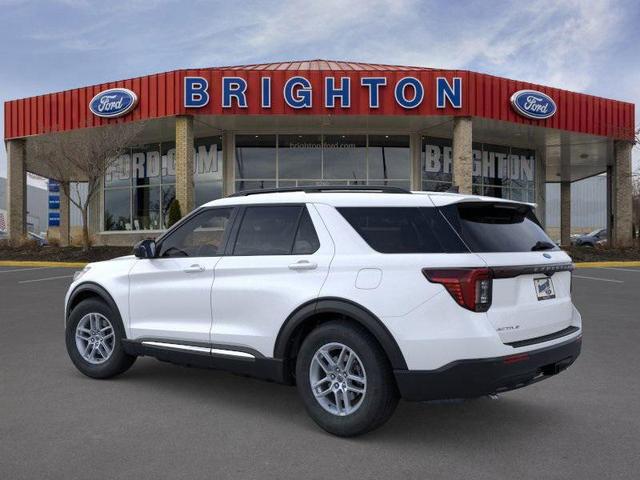 Photo of 2025 Star White Metallic Tri-Coat Ford Explorer