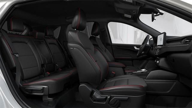 Photo of 2025 Star White Metallic Tri-Coat Ford Escape