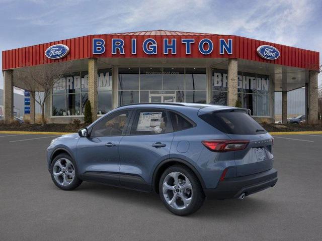 Photo of 2025 Vapor Blue Metallic Ford Escape