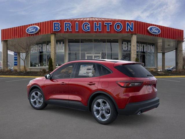 Photo of 2025 Rapid Red Metallic Tinted Clearcoat Ford Escape