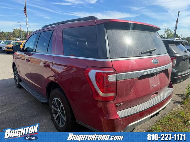 Photo of 2020 Rapid Red Metallic Tinted Clearcoat Ford Expedition
