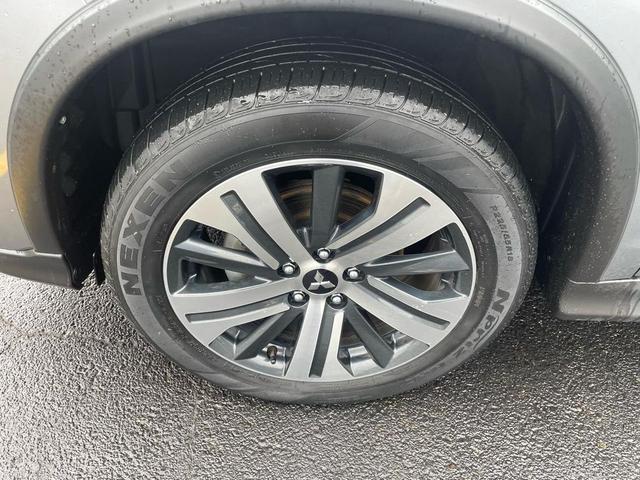 Photo of 2024 Mercury Gray Metallic Mitsubishi Outlander Sport