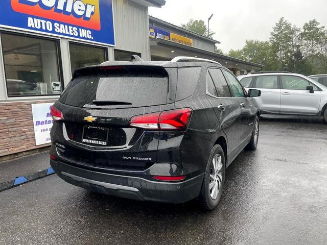 Photo of 2022 Mosaic Black Metallic Chevrolet Equinox