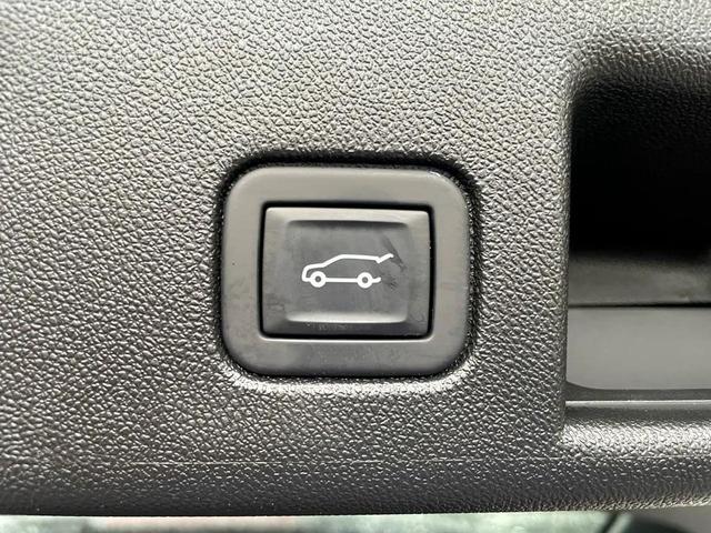 Photo of 2022 Mosaic Black Metallic Chevrolet Equinox