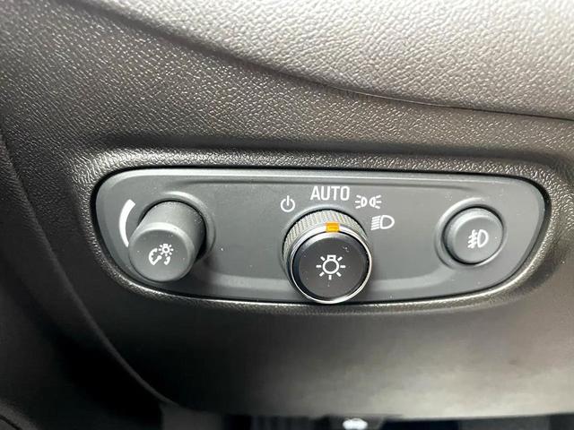 Photo of 2022 Mosaic Black Metallic Chevrolet Equinox