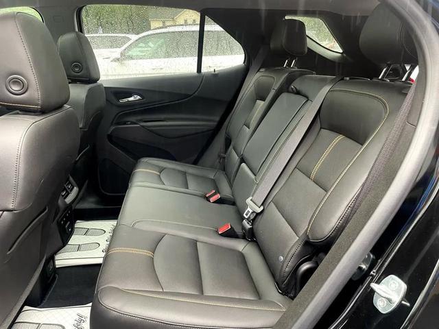 Photo of 2022 Mosaic Black Metallic Chevrolet Equinox