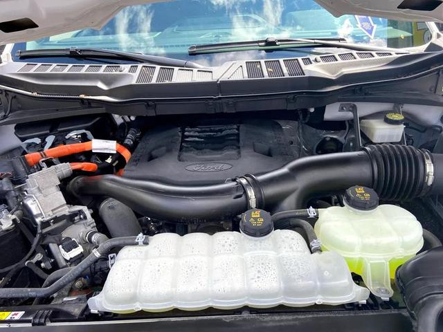 Photo of 2023 Oxford White Ford F-150