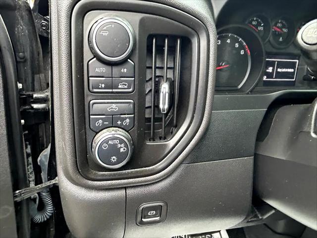 Photo of 2023 Black Chevrolet Silverado 1500