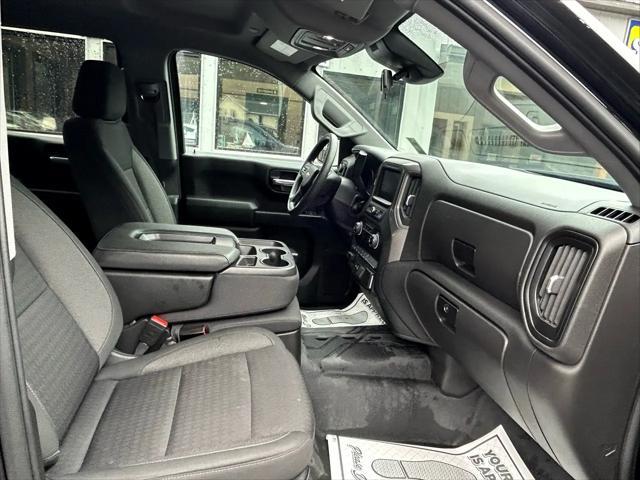 Photo of 2023 Black Chevrolet Silverado 1500