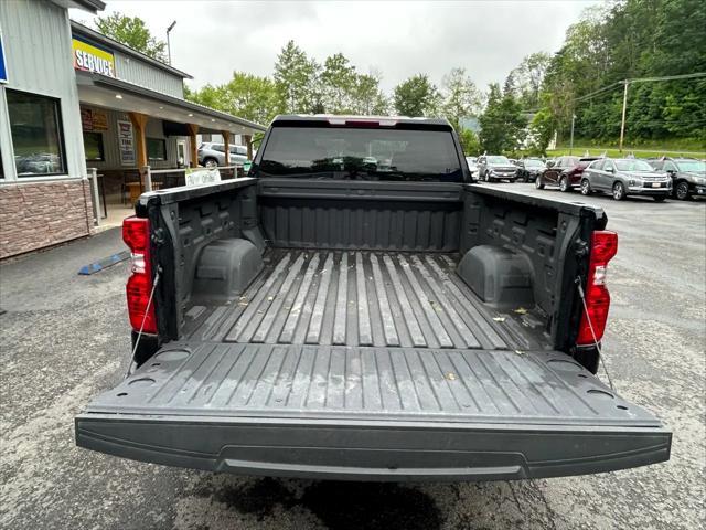 Photo of 2023 Black Chevrolet Silverado 1500