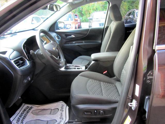 Photo of 2020 Chocolate Metallic Chevrolet Equinox