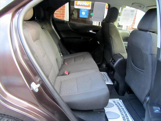 Photo of 2020 Chocolate Metallic Chevrolet Equinox