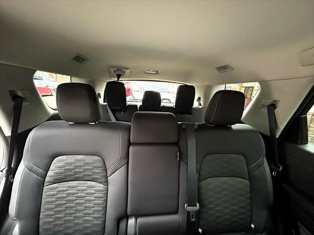 Photo of 2024 Super Black Nissan Pathfinder