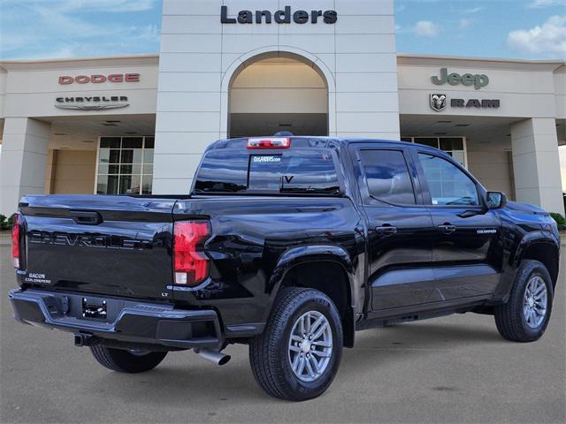 Photo of 2024 Black Chevrolet Colorado