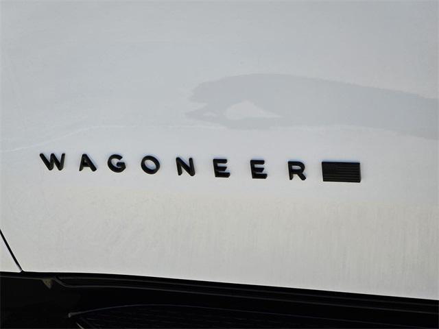 Photo of 2025 Bright White Clearcoat Jeep Wagoneer