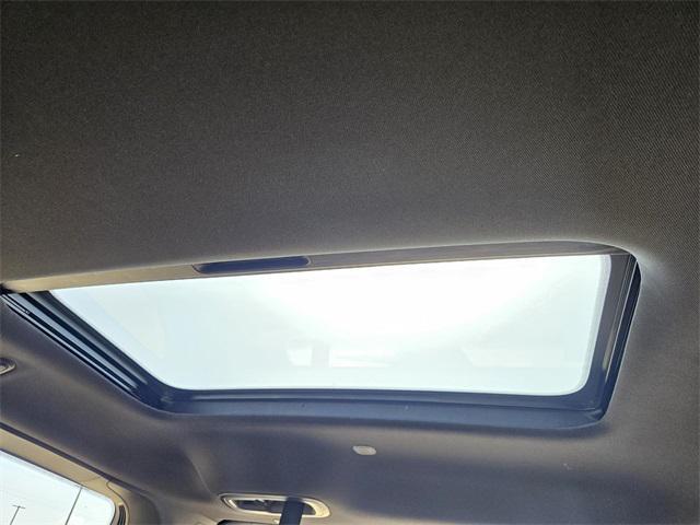 Photo of 2025 Bright White Clearcoat Jeep Wagoneer