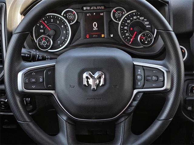 Photo of 2025 Diamond Black Crystal Pearlcoat RAM 1500