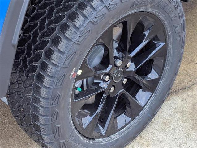 Photo of 2025 Hydro Blue Pearlcoat Jeep Gladiator