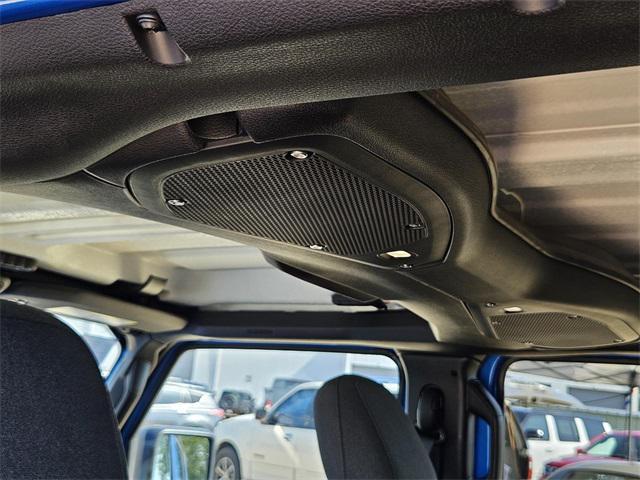 Photo of 2025 Hydro Blue Pearlcoat Jeep Wrangler