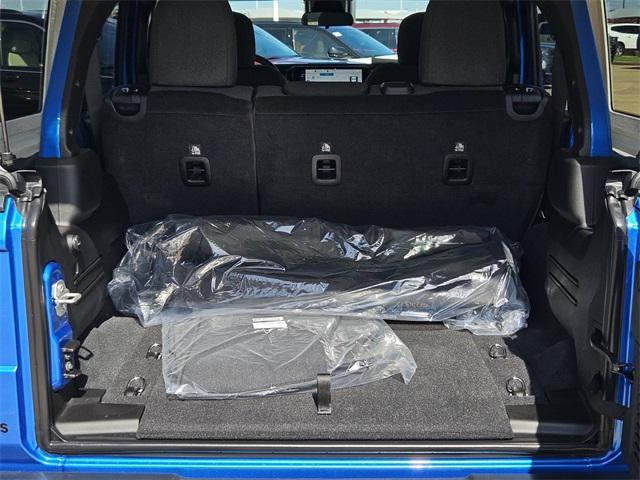 Photo of 2025 Hydro Blue Pearlcoat Jeep Wrangler