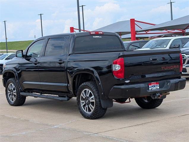 Photo of 2018 Midnight Black Metallic Toyota Tundra