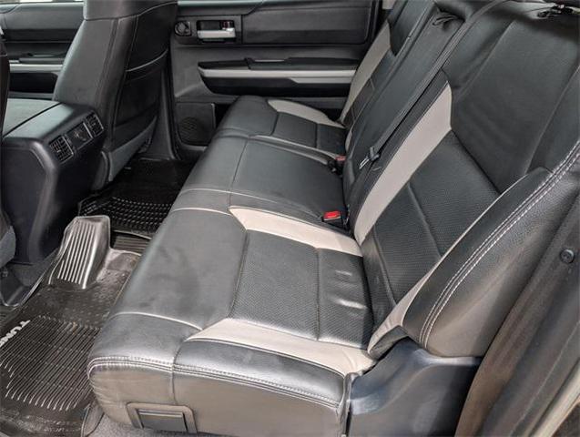 Photo of 2018 Midnight Black Metallic Toyota Tundra