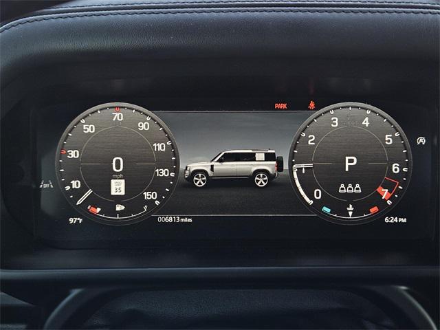 Photo of 2024 Gray Land Rover Defender