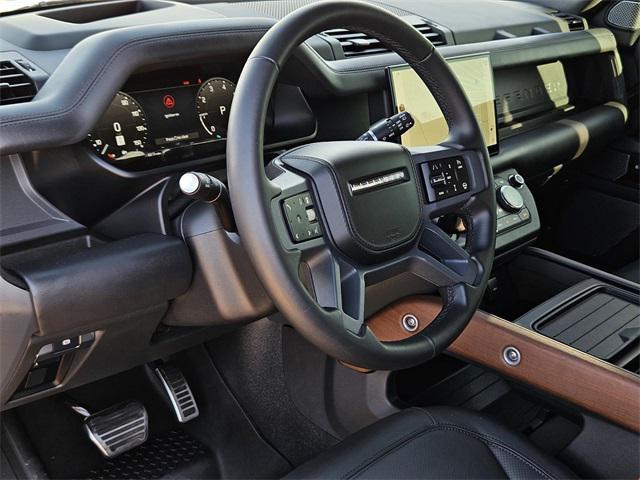 Photo of 2024 Gray Land Rover Defender