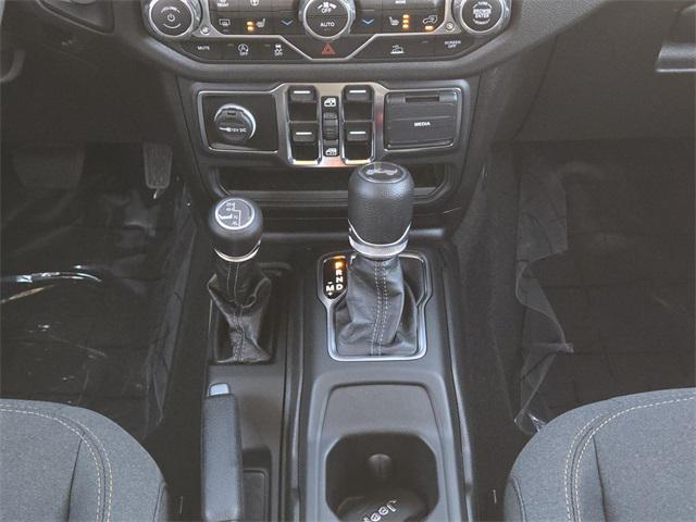 Photo of 2025 Fathom Blue Pearlcoat Jeep Wrangler